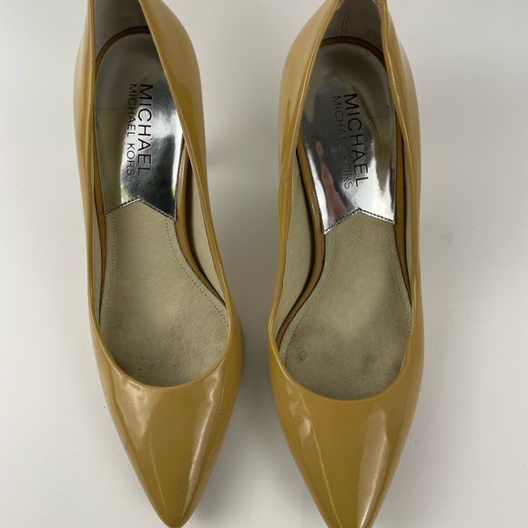 MICHAEL Michael Kors Patent Leather Pointed Toe Heel Pumps 6 Mustard - Picture 12 of 16